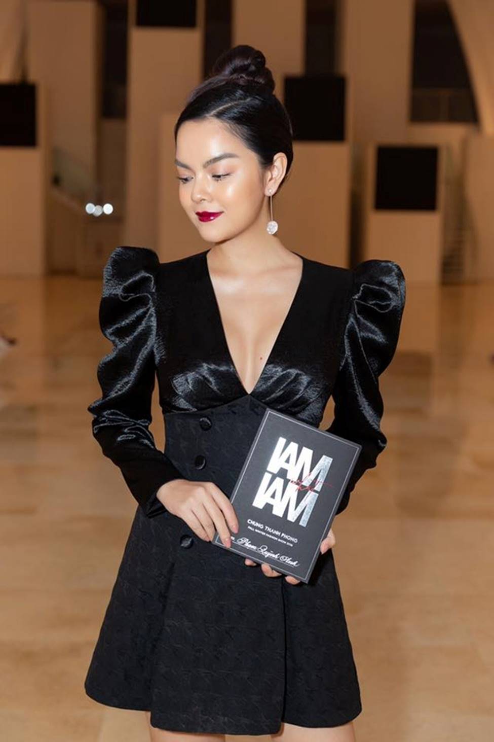 2 nữ ca sỹ bị Trấn Thành nhầm tên ngày càng nóng bỏng từ khi làm mẹ đơn thân-3