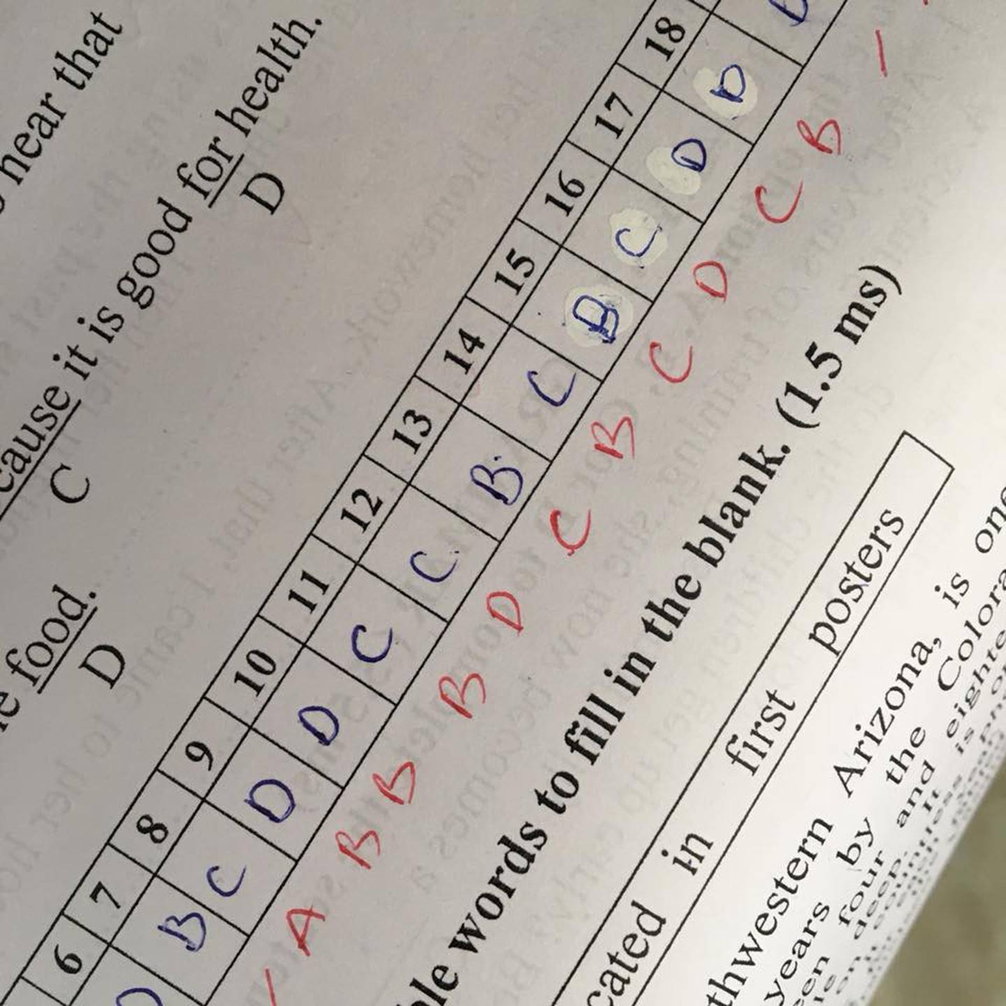 Trên đời này luôn có một loại người: Thi trắc nghiệm 20 câu thì chọn sai hết 19 câu!-8