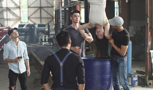 Những cảnh nóng điên đảo màn ảnh Việt 2018: Đốt mắt nhất là màn ái ân sập cả giường-10