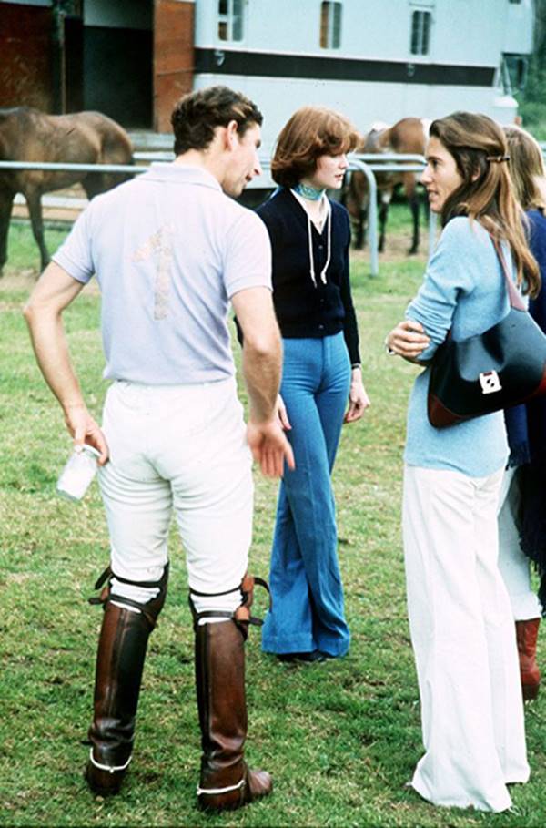 Công nương Diana đáng lẽ được gả cho em trai Thái tử Charles nhưng lại bị biến thành vật thay thế của chị gái-4