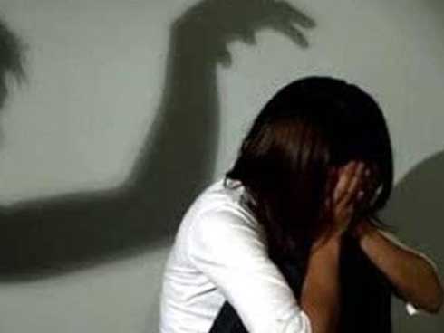 Phát hiện vợ ngoại tình, đại gia xây dựng hành xử khiến luật sư ái ngại-2