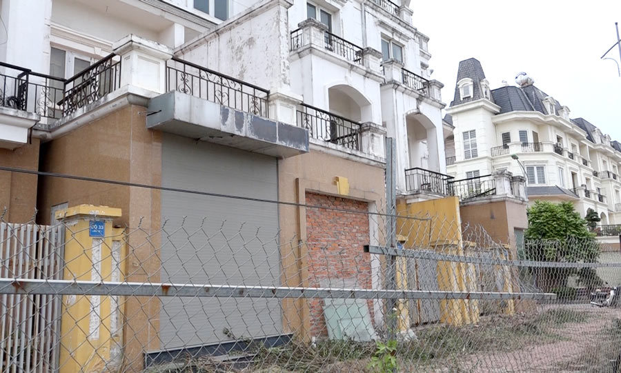 Biệt thự Pháp 10 năm hoang lạnh giữa Thủ đô: Bí ẩn ông chủ đại gia-8