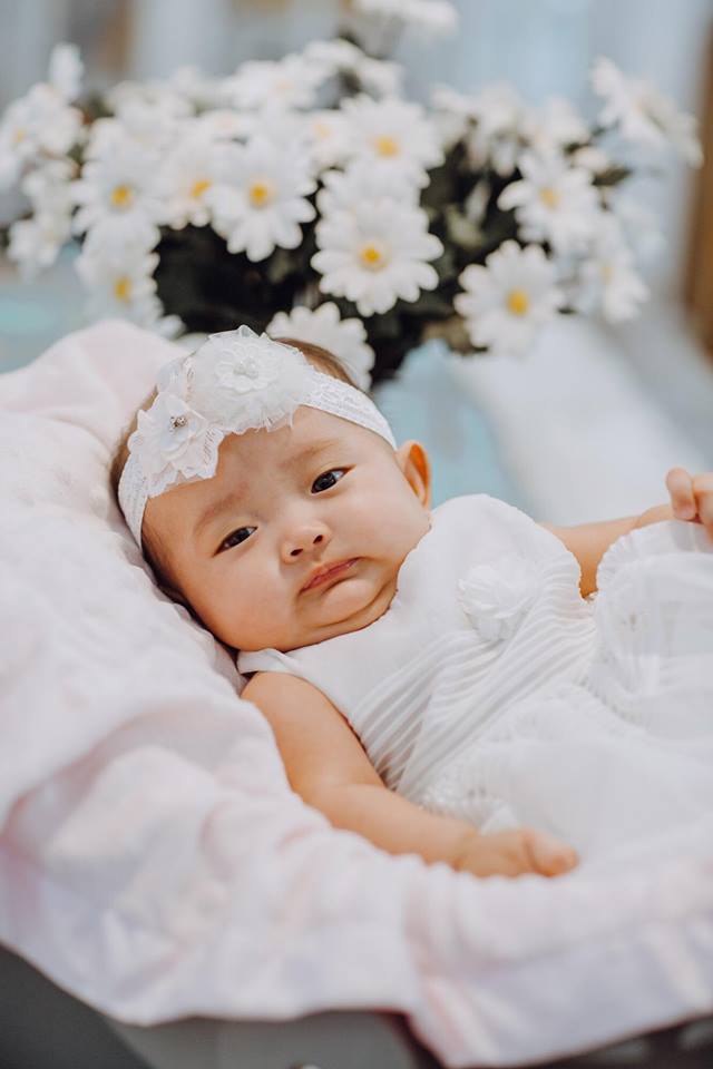 Con gái Khánh Thi đáng yêu như công chúa nhỏ-5