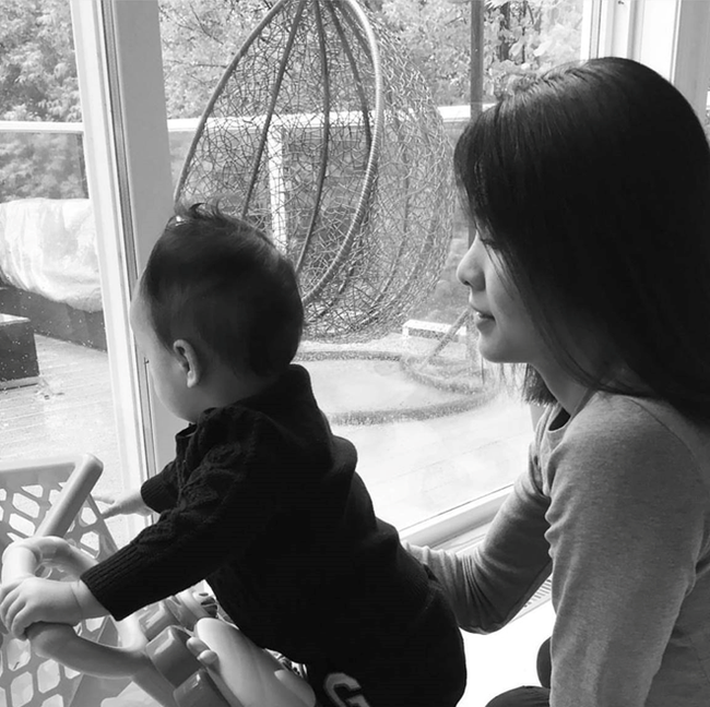 Lần đầu tiên, Tăng Thanh Hà phô bày toàn bộ cuộc sống của bà mẹ bỉm sữa” với công chúng-2