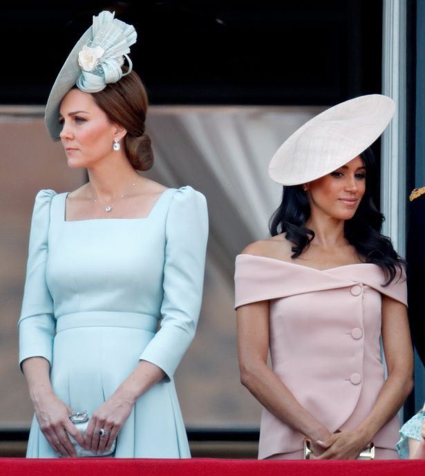 Trước thông tin Kate quát em dâu Meghan vì cư xử thô lỗ, Hoàng gia Anh đã có hành động bất thường này-2