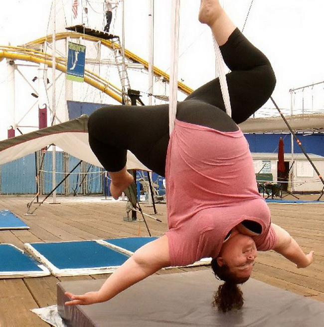 Hình ảnh đỡ không nổi của hội người béo lạc quan-14