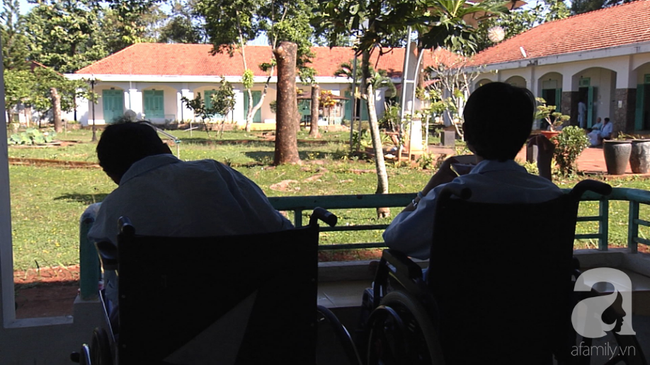 Mang thai 3 tháng, người phụ nữ nghẹn ngào phát hiện nhiễm HIV từ... chồng, may mắn bé trai sinh ra không nhiễm bệnh-2