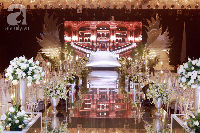 Cận cảnh không gian tiệc cưới lộng lẫy như cổ tích của Ưng Hoàng Phúc và Kim Cương-12