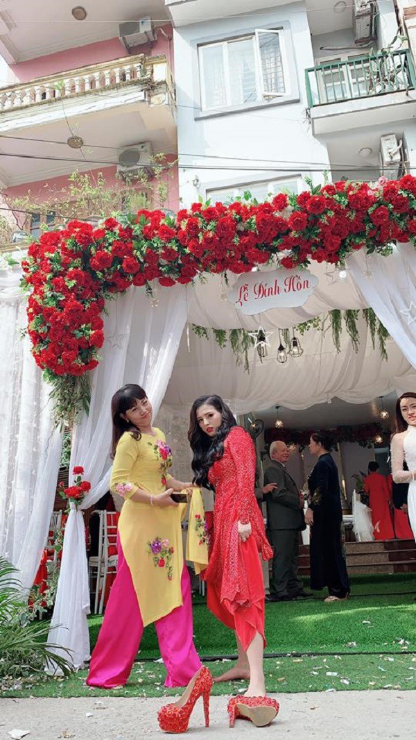 Lộ diện chủ nhân của đám cưới 4 tỷ tiền rạp trang trí, livestream đám cưới còn choáng ngợp hơn cả ảnh chụp-3