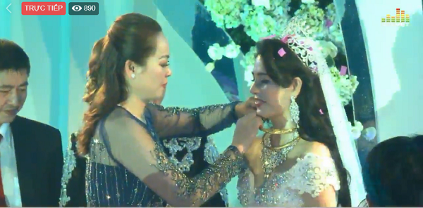 Lộ diện chủ nhân của đám cưới 4 tỷ tiền rạp trang trí, livestream đám cưới còn choáng ngợp hơn cả ảnh chụp-5