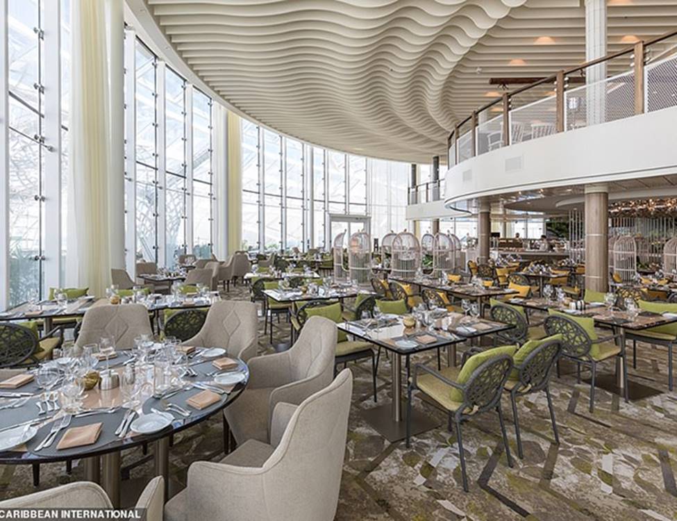 Vẻ đẹp choáng ngợp của siêu du thuyền lớn nhất hành tinh-4