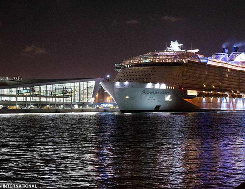 Vẻ đẹp choáng ngợp của siêu du thuyền lớn nhất hành tinh-7