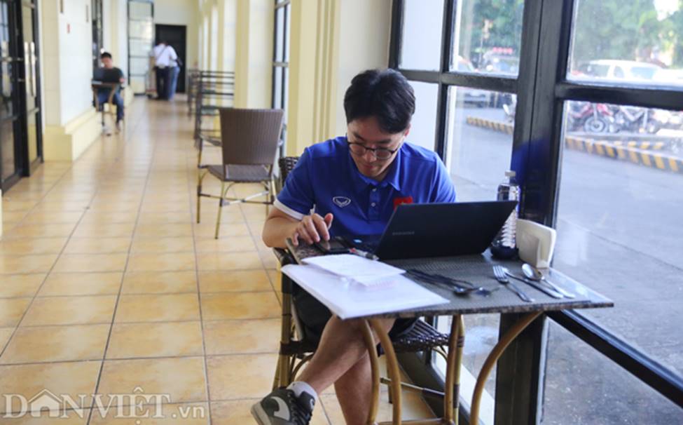 Ảnh: Đại bản doanh của ĐT Việt Nam tại Philippines có gì đáng chú ý?-11