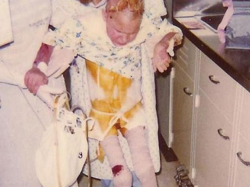 Đi bộ trên vỉa hè nhằm tránh xe cộ, người đàn ông bị trực thăng rơi trúng thiệt mạng tại chỗ-5