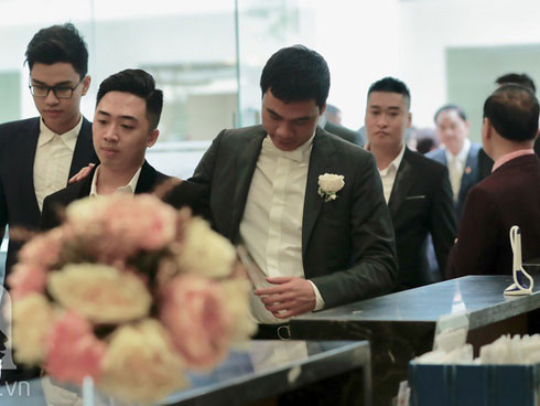 Dàn phù dâu toàn cực phẩm, xinh nhất hệ mặt trời trong đám cưới Á hậu Thanh Tú-8