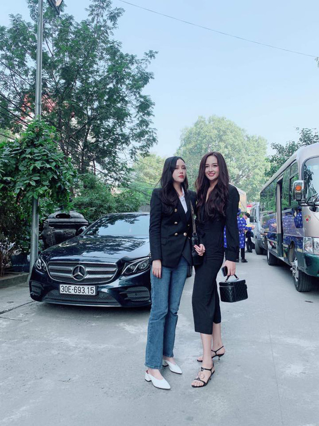 Cứ tưởng thoát kiếp mặc đồ hiệu kém sang, ai dè Mai Phương Thúy vẫn trông lạc quẻ” bởi món phụ kiện này-5