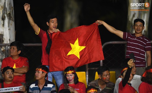 Philippines vs Việt Nam: ĐT Việt Nam giành chiến thắng 2-1 ngay trên sân khách-32