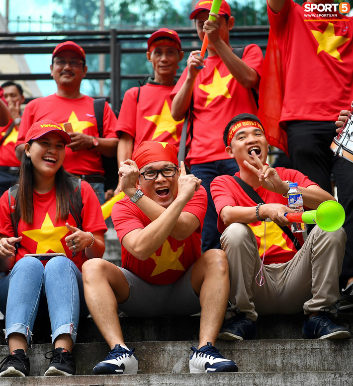 Ban tổ chức AFF Cup sai lầm, nhầm lẫn Việt Nam thành Singapore-7