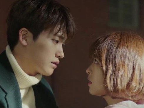 Kể chuyện sếp nuôi bồ nhí trẻ đẹp như mộng, chồng giật mình nghe lời đáp trả từ vợ