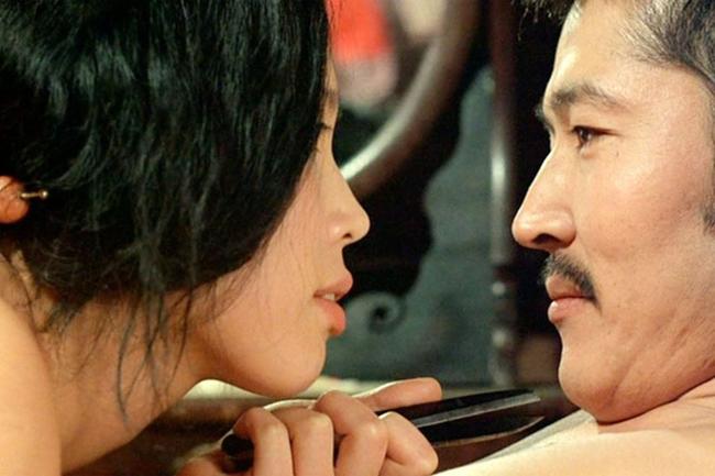 Nữ diễn viên Nhật Bản tha hương suốt 20 năm vì đóng thật cảnh sex-1