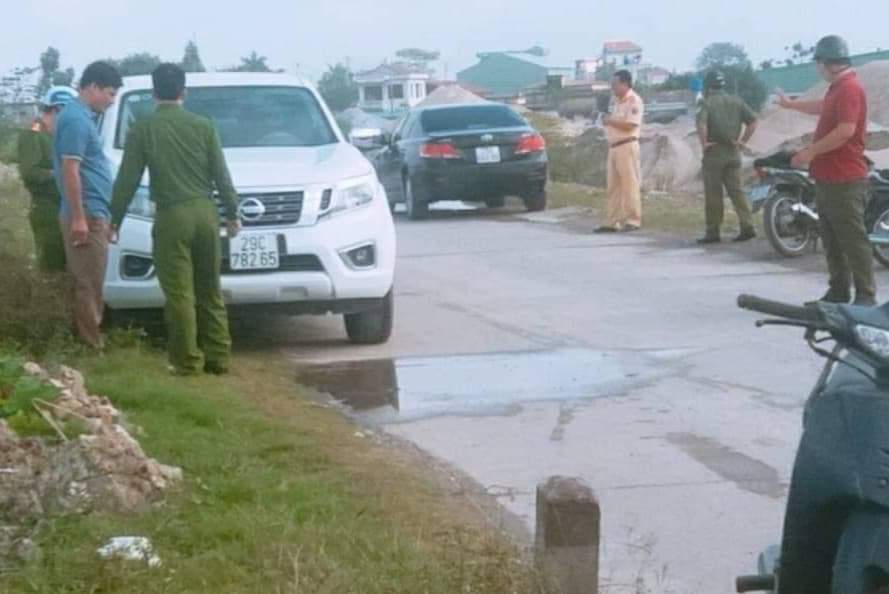 Phát hiện thi thể Thượng uý công an trong ô tô khóa chặt-2