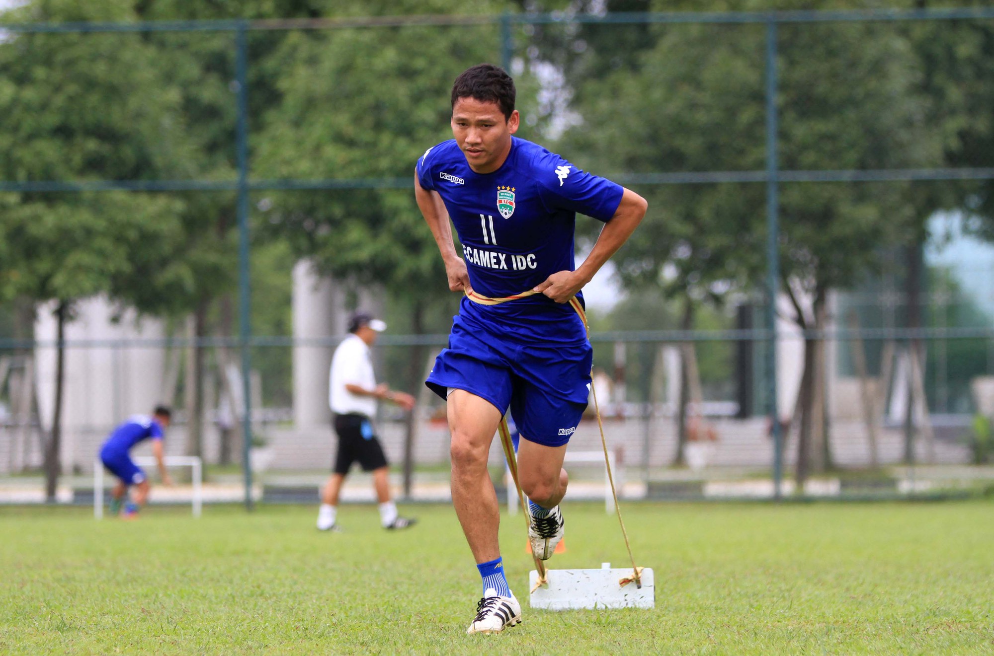 Sự thật bất ngờ về tiền đạo Anh Đức: Đóa hoa tài năng nở muộn trên sân cỏ, tỷ phú giàu có ngoài đời-4