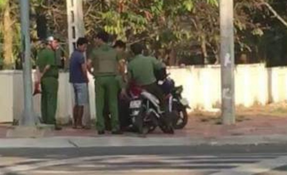 Nổ súng ở UBND phường, 1 người chết: Nghi phạm hung hãn khống chế nhiều người-2