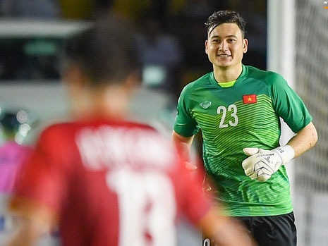 Khoảnh khắc quý hiếm AFF Cup: Chờ cả thanh xuân để thấy Đình Trọng bỏ sơ vin-10