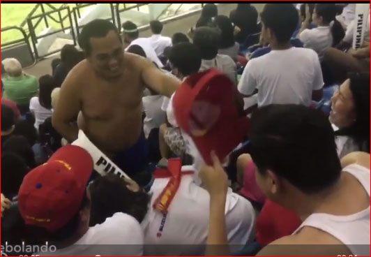 Siêu xe Lamborghini cháy ngùn ngụt khi nẹt pô đi bão”-1