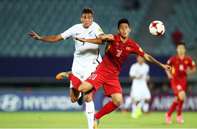 Khoảnh khắc quý hiếm AFF Cup: Chờ cả thanh xuân để thấy Đình Trọng bỏ sơ vin-7