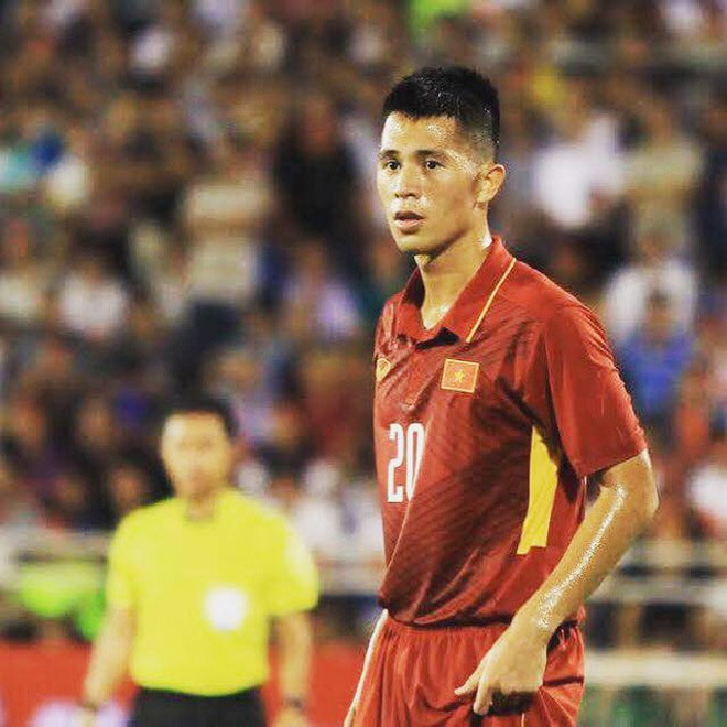 Khoảnh khắc quý hiếm AFF Cup: Chờ cả thanh xuân để thấy Đình Trọng bỏ sơ vin-5