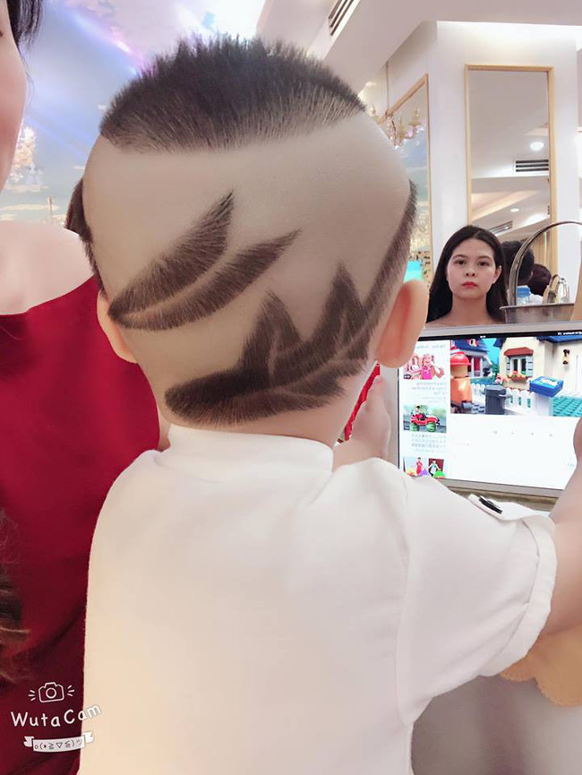 Đã tìm ra cậu bé chất chơi nhất Việt Nam, 4 tuổi đã sở hữu hàng chục kiểu tóc có một không hai-1