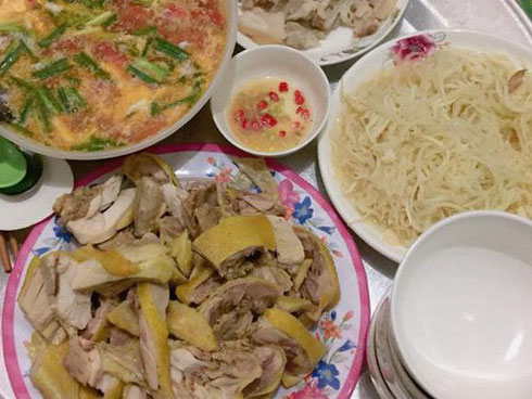 Vợ trẻ than muốn bỏ chồng vì thói quen chê mâm cơm, chị em nhìn xong gật gù: Bỏ cho nhẹ nợ-6