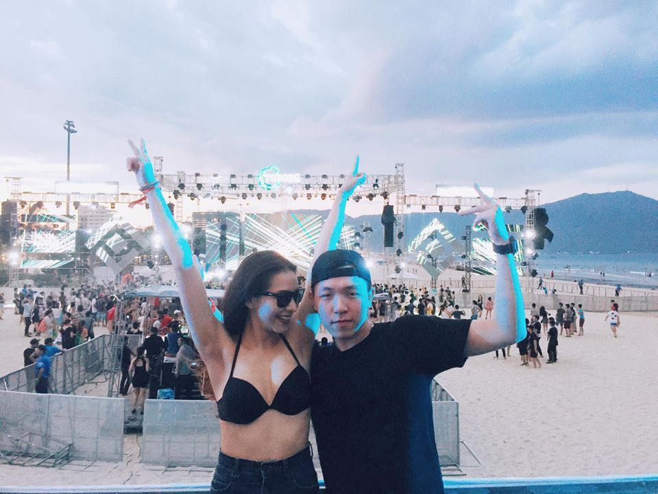 Trên phim Hai Lúa quê mùa, thế mà ngoài đời Lưu Đê Li sở hữu gu thời trang sexy hết cỡ-9