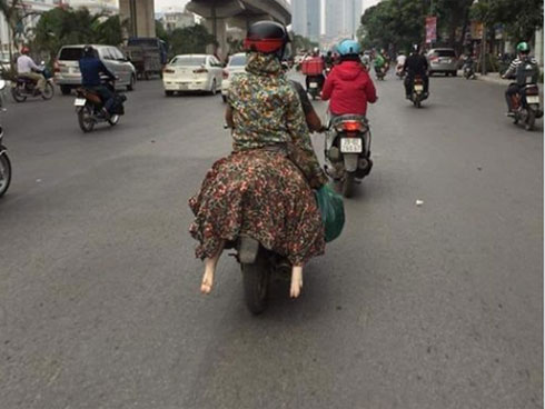 Dáng ngủ khó hiểu và chiếc giường bất đắc dĩ của nữ ninja giữa phố-2