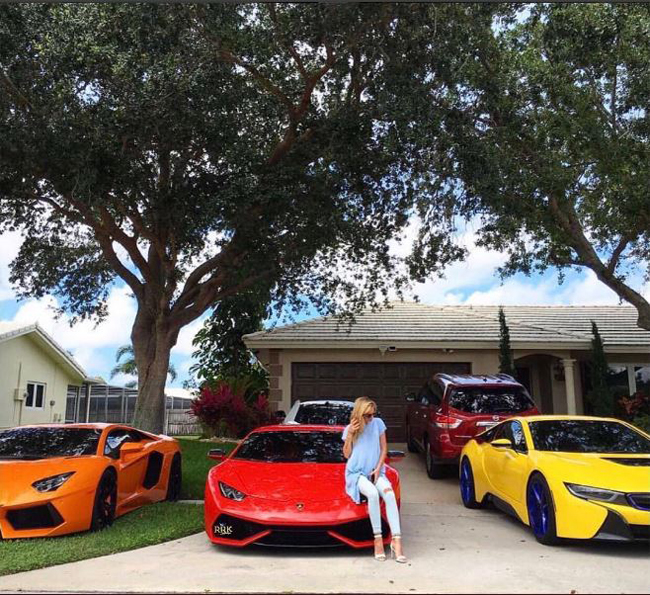 Cách đốt tiền” của hội con nhà giàu Việt và các cậu ấm cô chiêu trên khắp TG-23