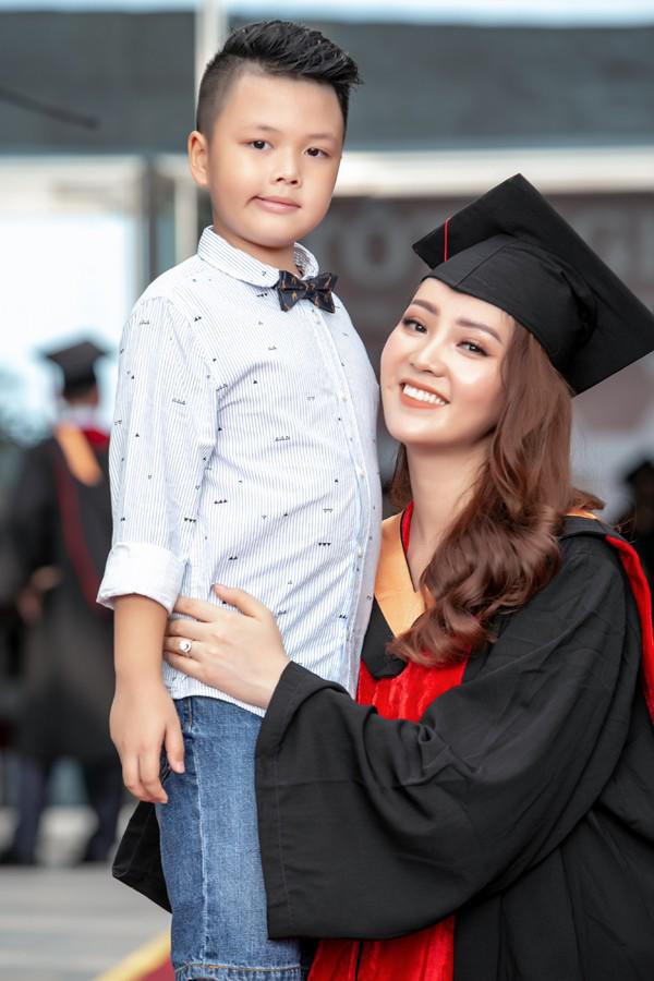 Nguyên nhân nào khiến Vân Dung, Lan cave và nhiều sao Việt khác quyết giấu mặt chồng?-9