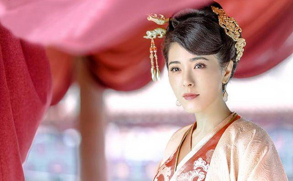 Cách trả thù chồng ngoại tình sốc không thể tưởng của người đàn bà trong tiểu thuyết gây tranh cãi dữ dội-3