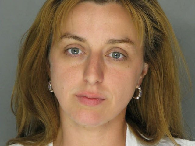 Tiếng kêu cứu thất thanh của người mẹ trong khách sạn và cái chết tức tưởi của bé trai 2 tuổi chỉ vì sự trả thù mù quáng-1