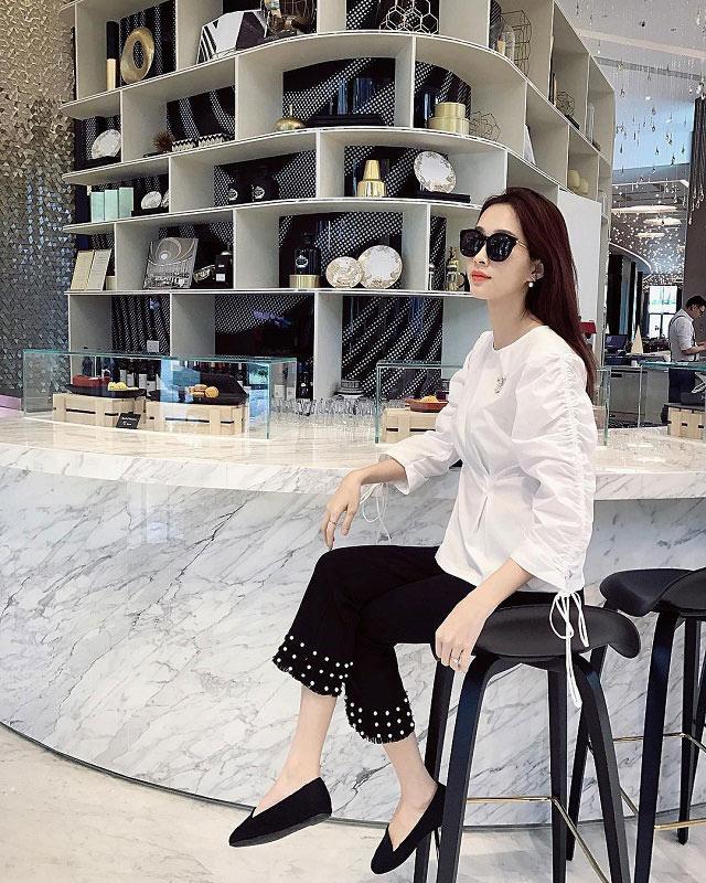 Khoe dáng thon gọn sau sinh, 4 mẹ bỉm khiến chị em phát sốt đua nhau học hỏi bí quyết-9