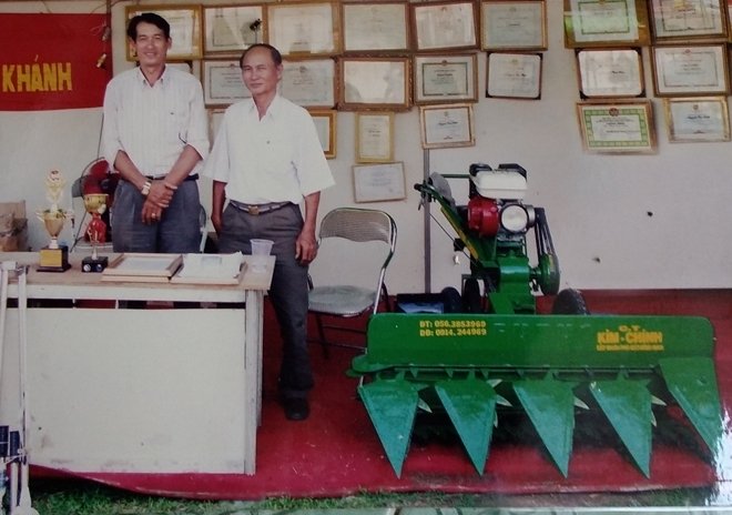 Nông dân lớp 7 chế máy tự động, hàng Nhật cũng chào thua-1