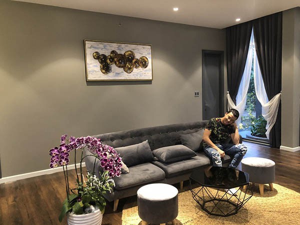 Cuộc sống giàu có trong 2 căn biệt thự xa hoa, riêng hồ cá đã hơn 1 tỷ của Cao Thái Sơn-11