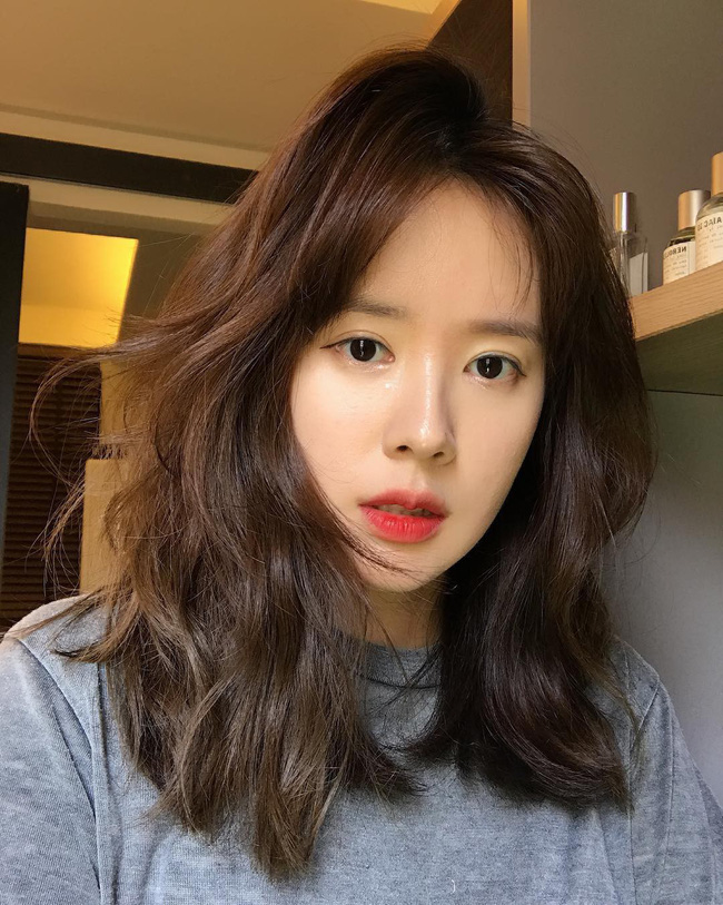 5 cách đơn giản nhưng đảm bảo khiến tóc dày dặn, bồng bềnh hơn cho nàng nào tóc mỏng, tóc dễ xẹp-2