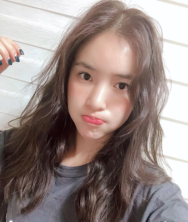 5 cách đơn giản nhưng đảm bảo khiến tóc dày dặn, bồng bềnh hơn cho nàng nào tóc mỏng, tóc dễ xẹp-3