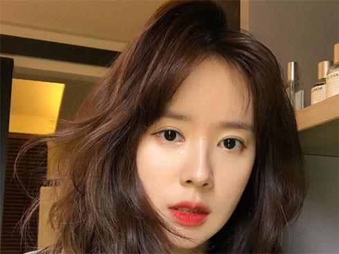 5 cách đơn giản nhưng đảm bảo khiến tóc dày dặn, bồng bềnh hơn cho nàng nào tóc mỏng, tóc dễ xẹp