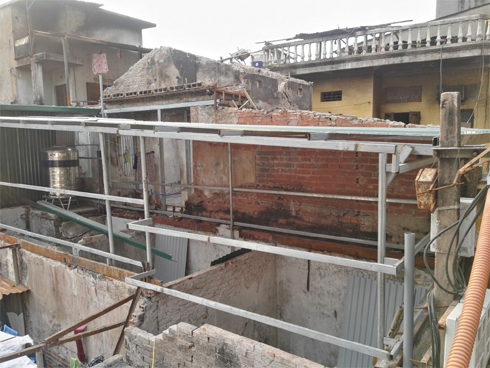 2 đứa trẻ mồ côi bố mẹ trong vụ cháy gần viện Nhi: Tết này bố mẹ ở đâu-7