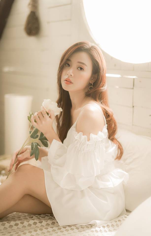 Xao xuyến trước vẻ đẹp trong veo của Midu ở tuổi 29-2