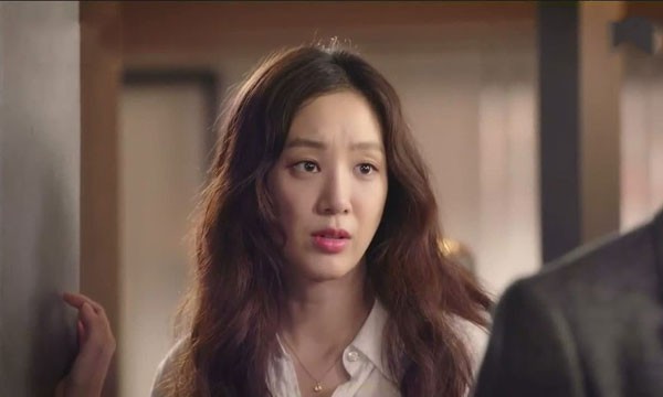 Chồng cũ đến tận nhà đòi ngủ chung, vợ nói một câu thế này khiến anh ta cúi gằm mặt cun cút ra về-2