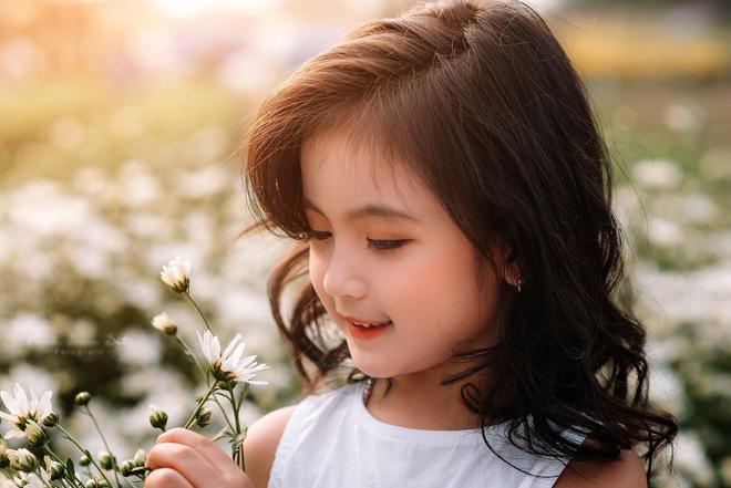 Bé 5 tuổi xinh hút hồn ví như hoa hậu nhí Hải Dương, nhìn cô em còn ngất ngây hơn-9