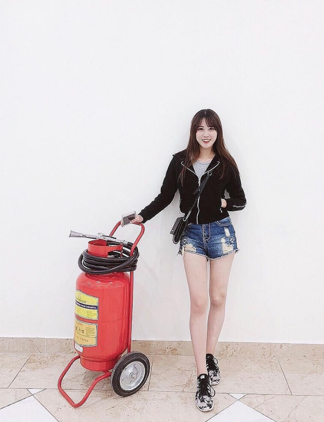 Hội gái xinh Tuyên Quang chơi thân 6 năm, vừa khoe ảnh đã khiến dân tình xếp hàng hỏi xin info-13